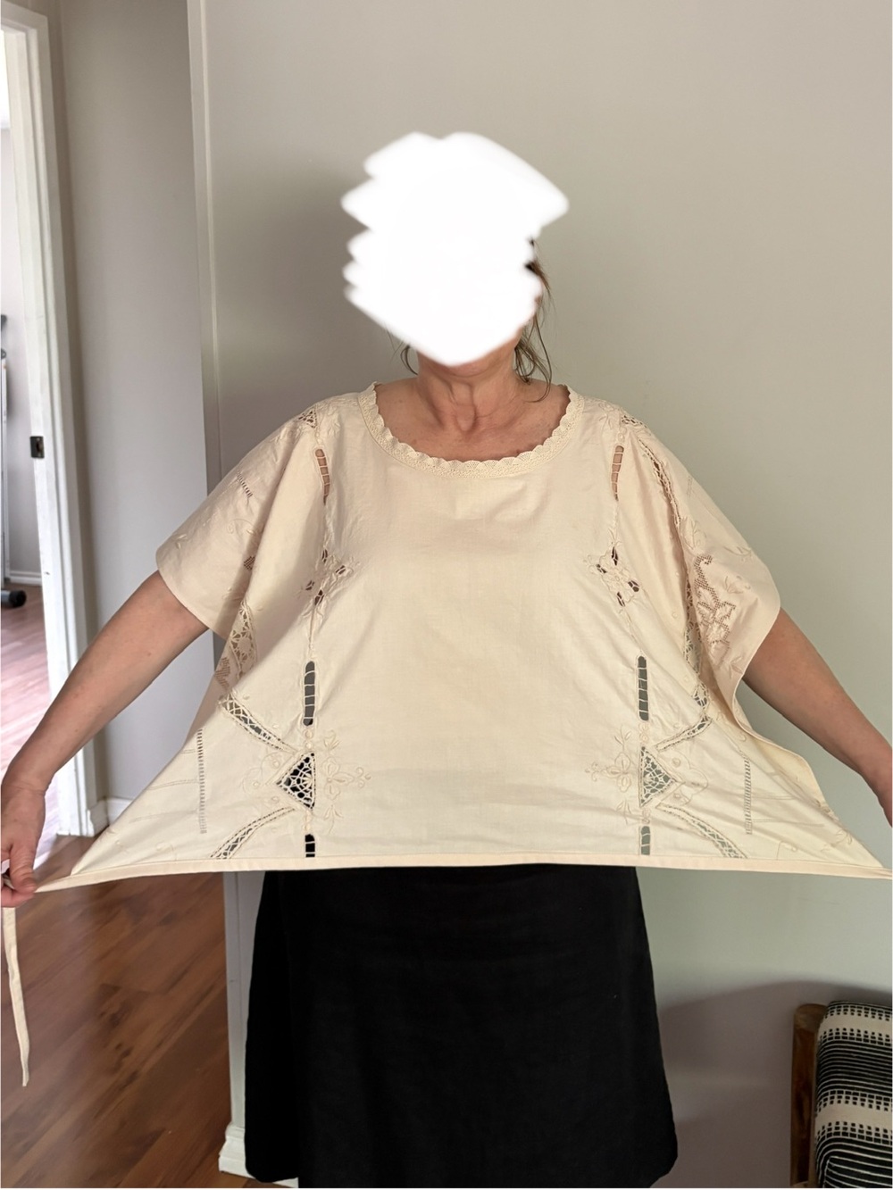 Viral Wrap Top Embroidered Cotton - Picture 12 of 14